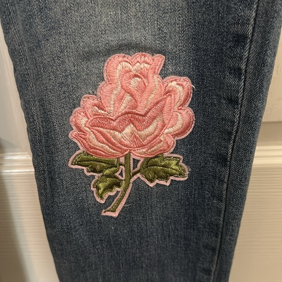 Kut from the Kloth Catherine Embroidered Straight Leg Jeans, Size 6 - Picture 3 of 8